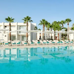Otel Iberostar Waves Cala Domingos